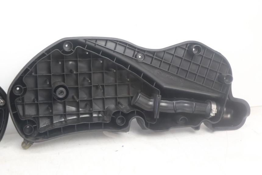 photo de ARIA SCATOLA PIAGGIO MP3 500 (2016 - 2018) - Ricambio usato controllato