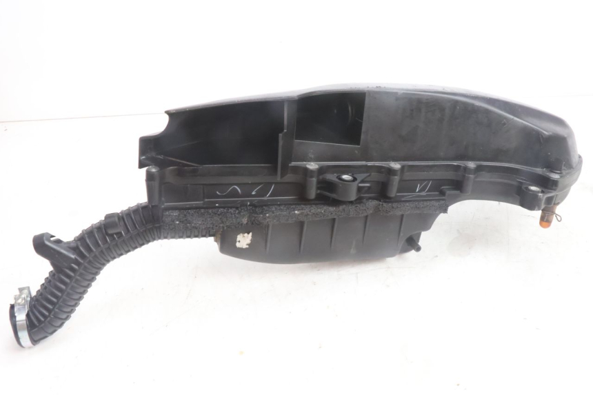 photo de ARIA SCATOLA YAMAHA N-MAX NMAX 125 (2021 - 2024) - Altra angolazione