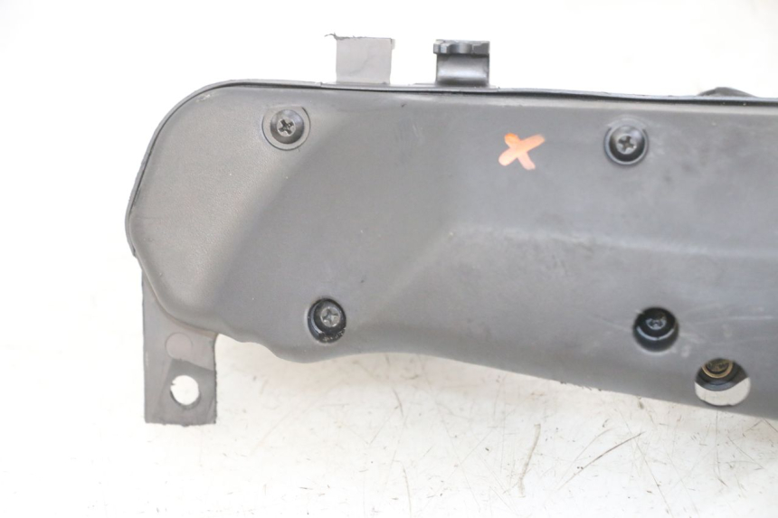 photo de SCATOLA DELL'ARIA PIAGGIO NEW TYPHOON 50 (2018 - 2021) - Primo piano tecnico