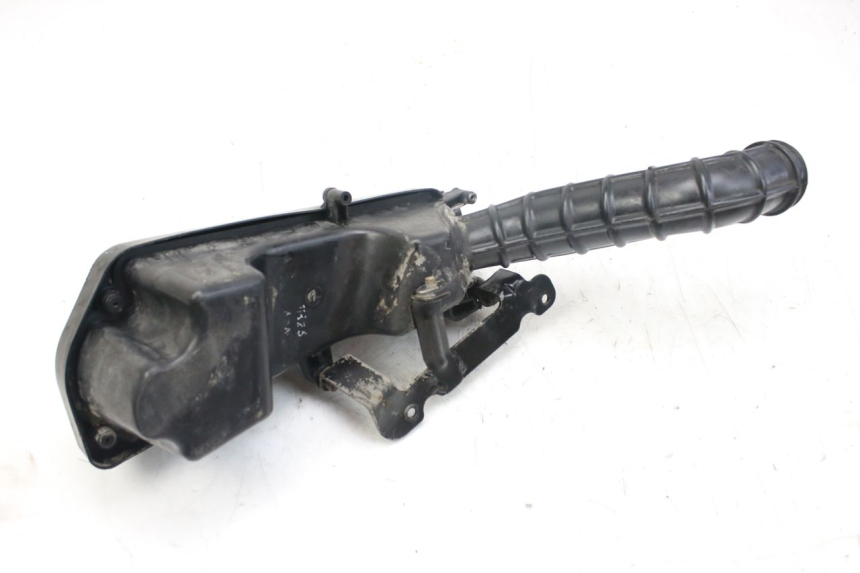 photo de SCATOLA DELL'ARIA SYM ORBIT 2 4T 50 (2008 - 2017) - Dettagli dei punti di fissaggio