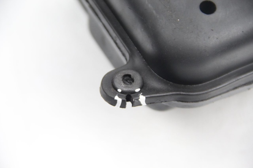 photo de SCATOLA DELL'ARIA MBK OVETTO 2T 50 (2007 - 2017) - Stato della superficie e materiale