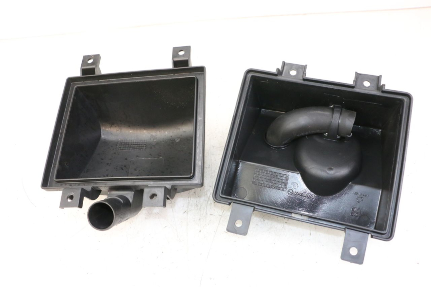 photo de Scatola dell'aria PEUGEOT SATELIS COMPRESSOR K15 125 (2006 - 2009) - Vista principale