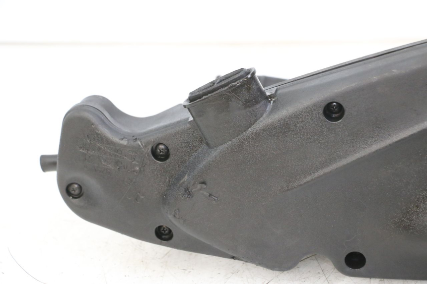 photo de ARIA SCATOLA PIAGGIO LIBERTY IGET 4T 50 (2021 - 2025) - Stato della superficie e materiale