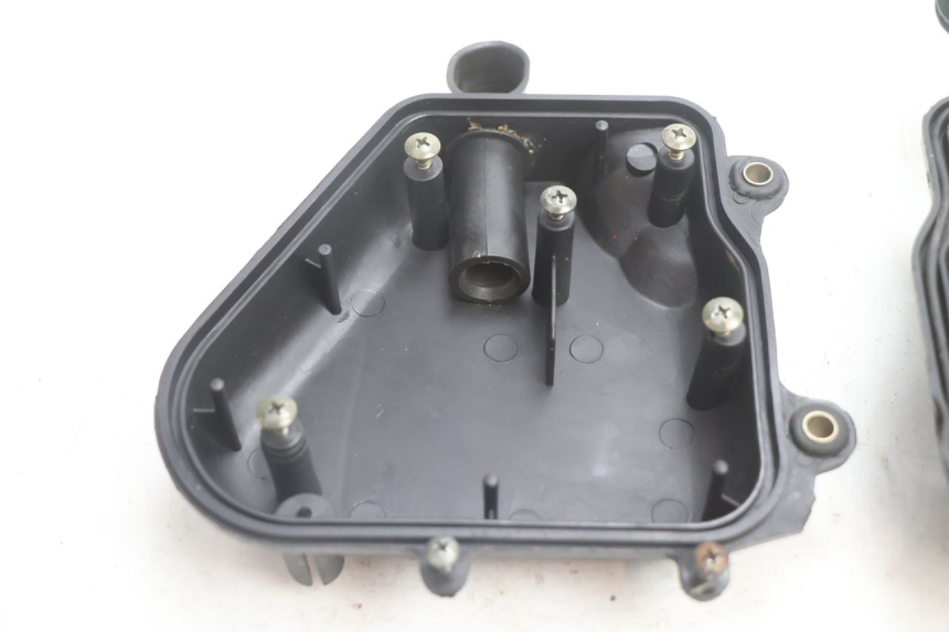 photo de SCATOLA DELL'ARIA TNT MOTOR ROMA 10' 2T 50 (2011 - 2018) - Dettagli dei punti di fissaggio