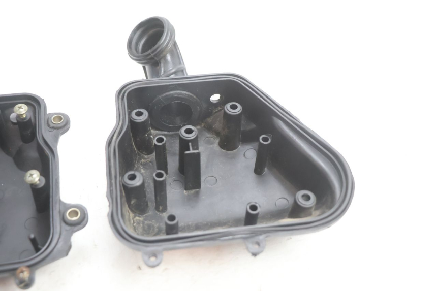 photo de SCATOLA DELL'ARIA TNT MOTOR ROMA 10' 2T 50 (2011 - 2018) - Stato della superficie e materiale