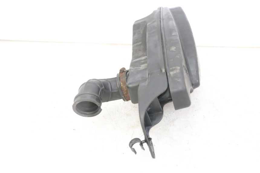 photo de ARIA SCATOLA PEUGEOT SATELIS 125 (2013 - 2018) - Dettagli dei punti di fissaggio