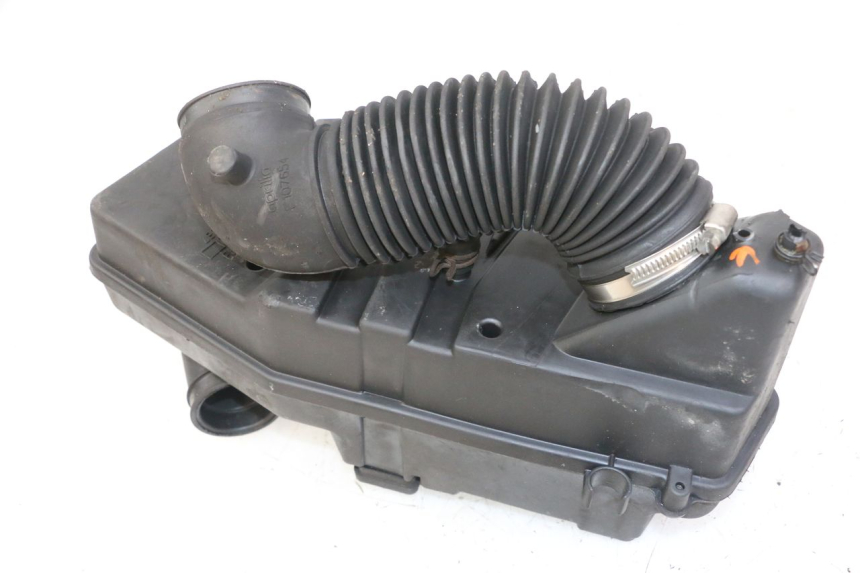 photo de ARIA SCATOLA APRILIA SCARABEO GT TOURING 125 (1999 - 2005) - Dettaglio del componente