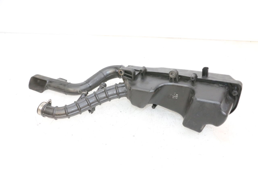 photo de ARIA SCATOLA PEUGEOT SPEEDFIGHT 4 4T EFI 50 (2021 - 2025) - Zoom sullo stato d'uso