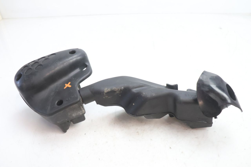 photo de ARIA SCATOLA PEUGEOT SPEEDFIGHT LC 50 (1996 - 2002) - Altra angolazione