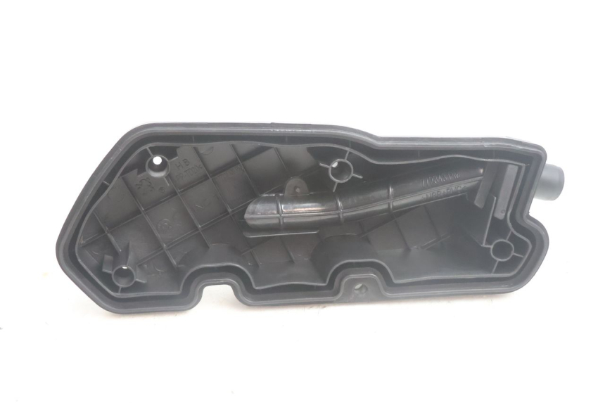 photo de ARIA SCATOLA PEUGEOT STREETZONE NAKED 2T 50 (2014 - 2018) - Dettagli dei punti di fissaggio