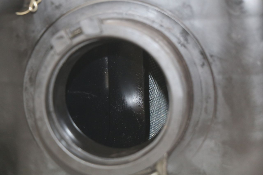 photo de SCATOLA DELL'ARIA SUZUKI SV N 650 (1999 - 2002) - Primo piano tecnico