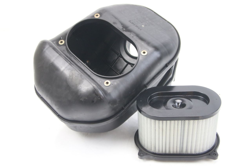 photo de SCATOLA DELL'ARIA SUZUKI SV S 650 (1999 - 2002) - Dettagli dei punti di fissaggio