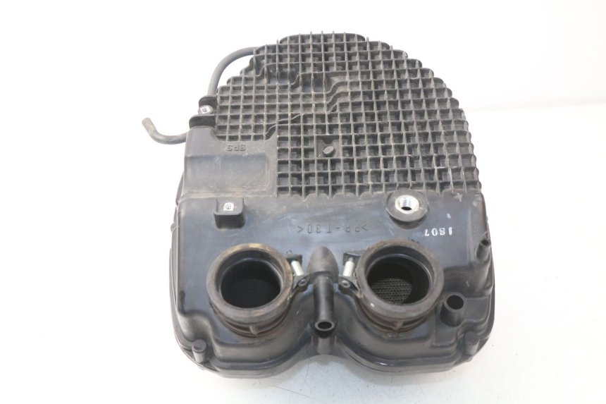 photo de SCATOLA DELL'ARIA YAMAHA TDM ABS 900 (2002 - 2014) - Dettagli dei punti di fissaggio