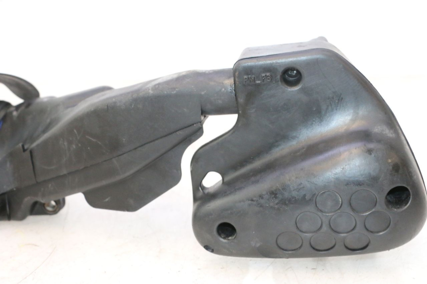 photo de SCATOLA DELL'ARIA PEUGEOT TREKKER 50 (1995 - 2004) - Dettaglio del componente