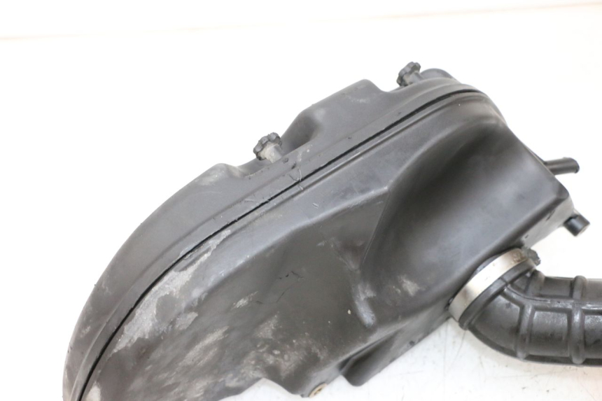 photo de SCATOLA DELL'ARIA PIAGGIO VESPA GTS SUPER IE 125 (2009 - 2016) - Zoom sullo stato d'uso