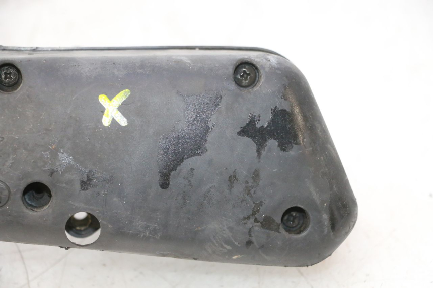 photo de SCATOLA DELL'ARIA PIAGGIO VESPA LX 2T 50 (2005 - 2013) - Dettagli dei punti di fissaggio