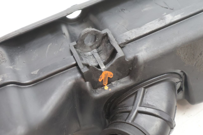 photo de ARIA SCATOLA PIAGGIO VESPA PRIMAVERA 2T 50 (2013 - 2018) - Stato della superficie e materiale