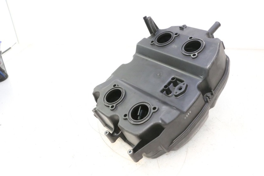 photo de ARIA SCATOLA HONDA VFR FI RC46 800 (1998 - 2001) - Altra angolazione