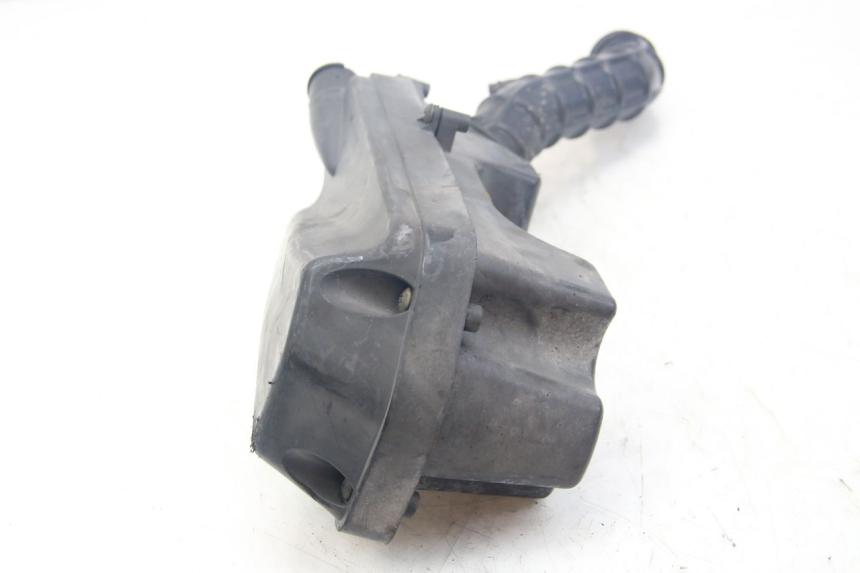 photo de SCATOLA DELL'ARIA PEUGEOT VIVACITY NEW 4T 50 (2008 - 2017) - Dettagli dei punti di fissaggio