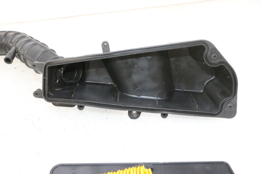 photo de SCATOLA DELL'ARIA PEUGEOT VIVACITY NEW 4T 50 (2008 - 2017) - Zoom sui componenti