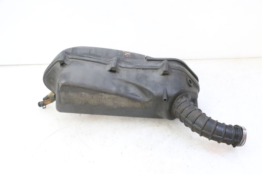 photo de SCATOLA DELL'ARIA YAMAHA X-MAX XMAX 125 (2010 - 2013) - Primo piano tecnico