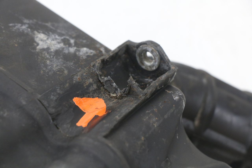 photo de SCATOLA DELL'ARIA PIAGGIO X8 125 (2004 - 2007) - Zoom sullo stato d'uso