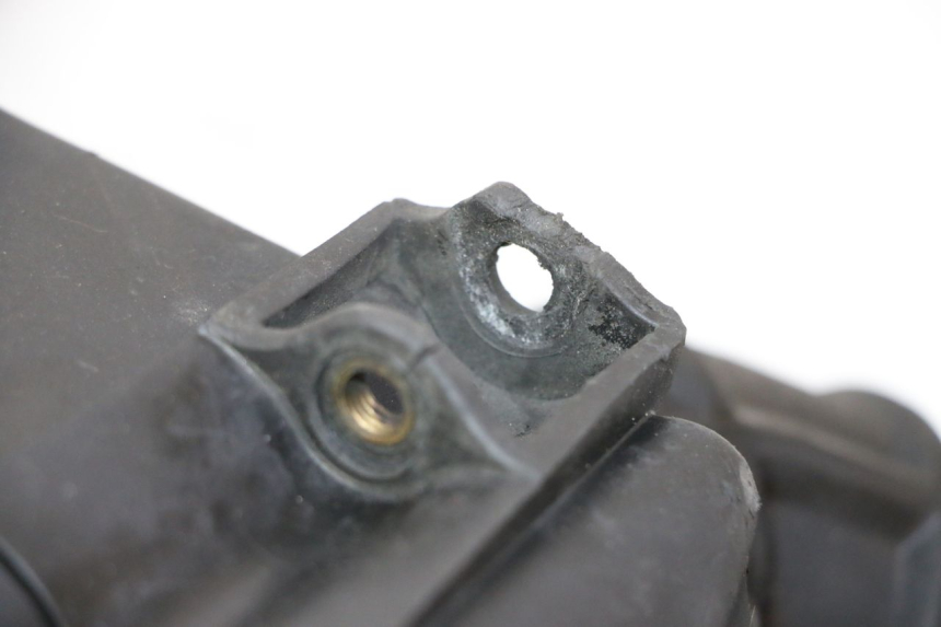 photo de SCATOLA DELL'ARIA PIAGGIO XEVO - X EVO 125 (2007 - 2017) - Primo piano tecnico