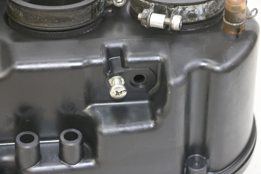 photo de ARIA SCATOLA YAMAHA XJ6 ABS 600 (2008 - 2016) - Dettaglio del componente