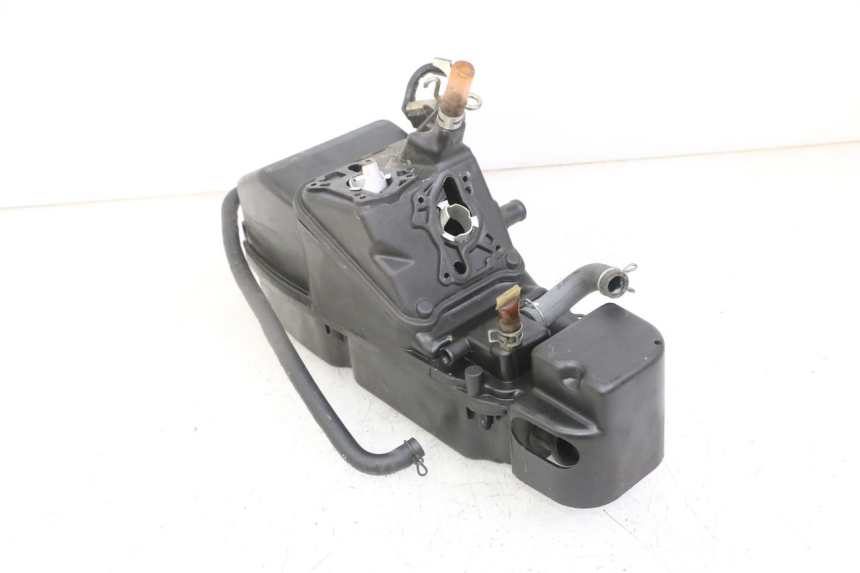 photo de Scatola dell'aria HONDA XLV VARADERO 125 (2000 - 2006) - Zoom sullo stato d'uso