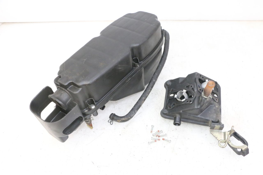 photo de Scatola dell'aria HONDA XLV VARADERO 125 (2000 - 2006) - Vista d'insieme del prodotto