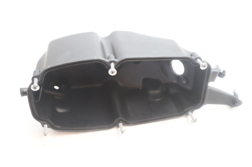 photo de ARIA SCATOLA HONDA XLV VARADERO 125 (2007 - 2012) - Dettaglio del componente