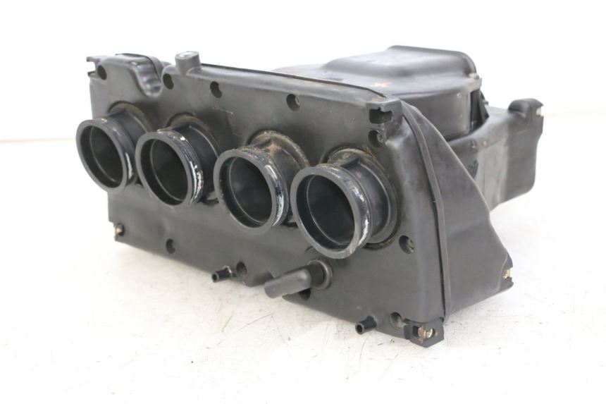 photo de ARIA SCATOLA YAMAHA FZS FAZER 600 (2001 - 2003) - Vista principale