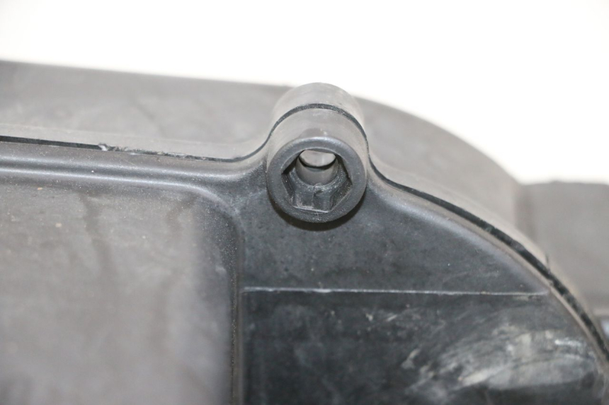 photo de SCATOLA DELL'ARIA YAMAHA YP MAJESTY 125 (2002 - 2006) - Dettagli dei punti di fissaggio