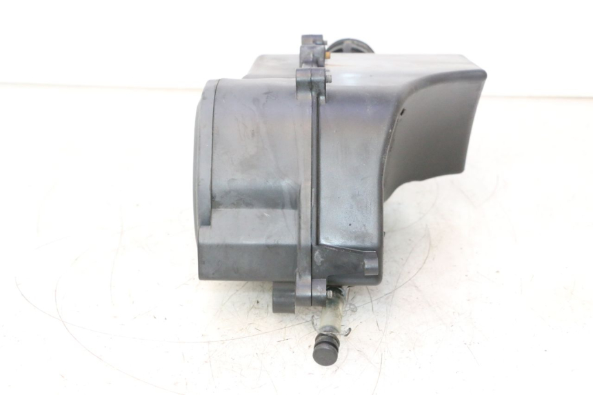 photo de SCATOLA DELL'ARIA YAMAHA YP MAJESTY 125 (2002 - 2006) - Stato della superficie e materiale