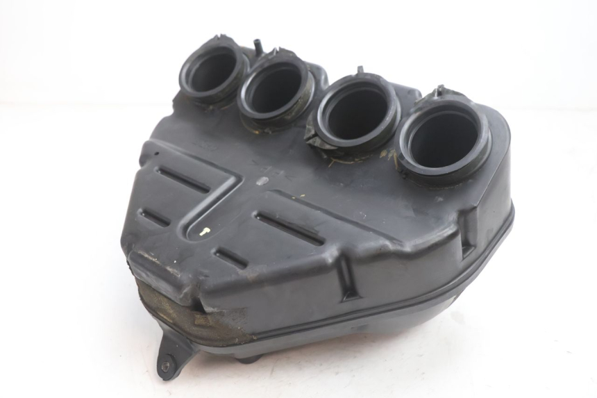 photo de ARIA SCATOLA YAMAHA YZF R GENESIS 750 (1993 - 1998) - Primo piano tecnico