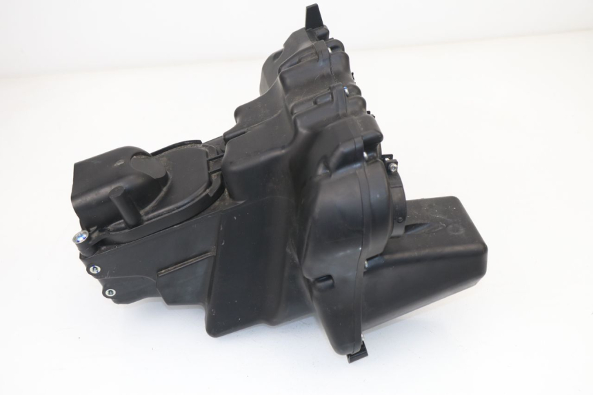 photo de Scatola dell'aria KAWASAKI Z800 Z ABS 800 (2013 - 2017) - Primo piano tecnico