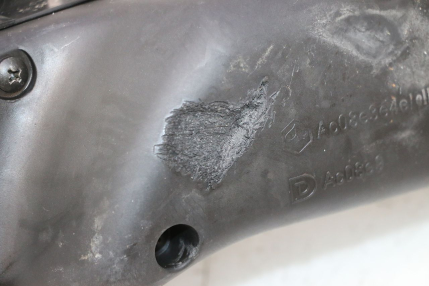 photo de SCATOLA DELL'ARIA PIAGGIO ZIP 2T 50 (2009 - 2019) - Dettagli dei punti di fissaggio