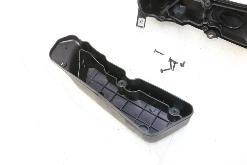 photo de SCATOLA DELL'ARIA PIAGGIO ZIP 2T 50 (2009 - 2019) - Stato della superficie e materiale