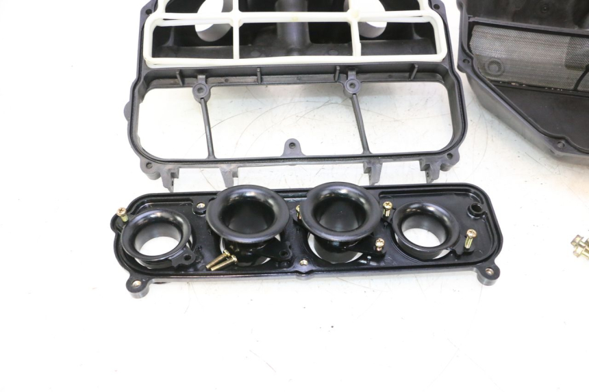 photo de Scatola dell'aria KAWASAKI ZX-6R ZX6R 600 (2000 - 2002) - Caratteristiche distintive