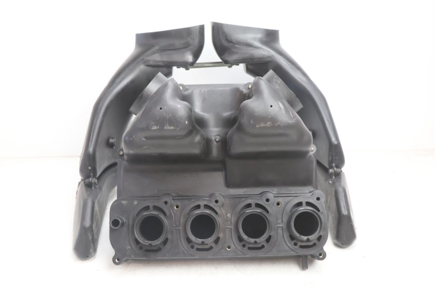 photo de SCATOLA DELL'ARIA KAWASAKI ZX-6R ZX6R 600 (1995 - 1997) - Primo piano tecnico
