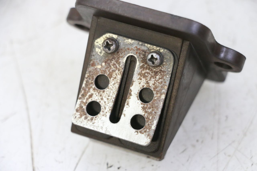 photo de VALVOLA A FARFALLA PEUGEOT CITYSTAR 50 (2013 - 2017) - Primo piano tecnico