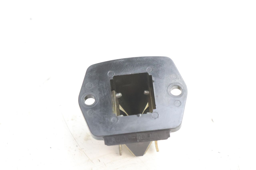 photo de VALVOLA A FARFALLA PIAGGIO FLY 2T 50 (2004 - 2017) - Zoom sullo stato d'uso