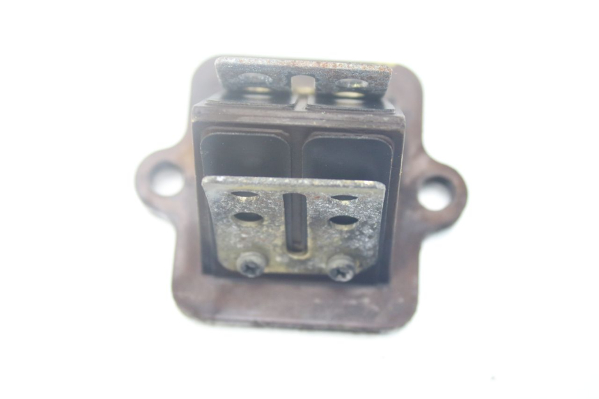 photo de VALVOLA A FARFALLA PEUGEOT LUDIX SNAKE 2T 50 (2004 - 2014) - Altra angolazione