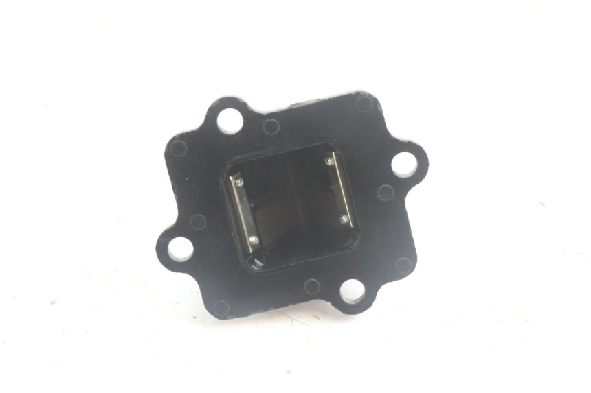 photo de VALVOLA LAMELLARE MBK MACH G AC 50 (2002 - 2014) - Primo piano tecnico