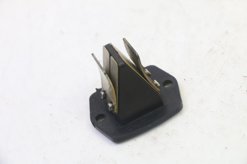 photo de VALVOLA LAMELLARE PIAGGIO NEW TYPHOON 50 (2010 - 2017) - Zoom sullo stato d'uso