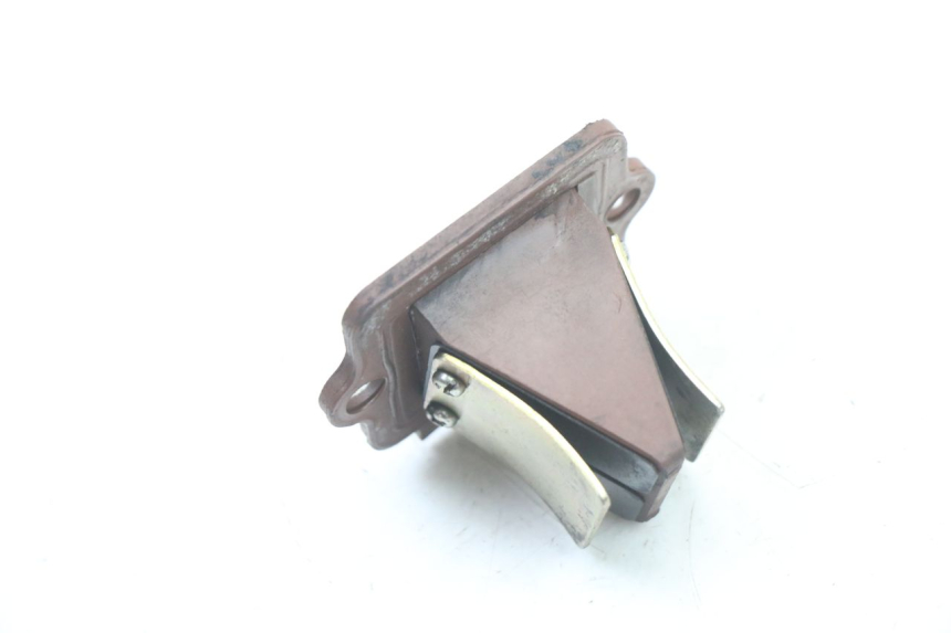 photo de VALVOLA A FARFALLA PIAGGIO VESPA S 2T 50 (2007 - 2014) - Altra angolazione