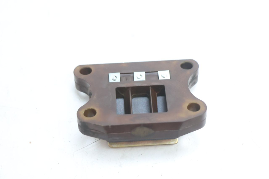 photo de VALVOLA LAMELLARE PEUGEOT TREKKER 50 (1995 - 2004) - Altra angolazione