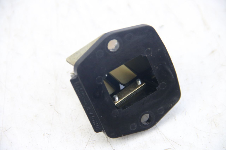 photo de VALVOLA A FARFALLA PIAGGIO VESPA S 2T 50 (2007 - 2014) - Vista d'insieme del prodotto