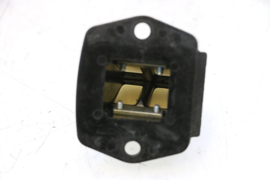 photo de VALVOLA A FARFALLA PIAGGIO VESPA S 2T 50 (2007 - 2014) - Primo piano tecnico