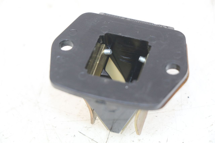 photo de VALVOLA A FARFALLA PIAGGIO ZIP 2T 50 (2009 - 2019) - Zoom sullo stato d'uso